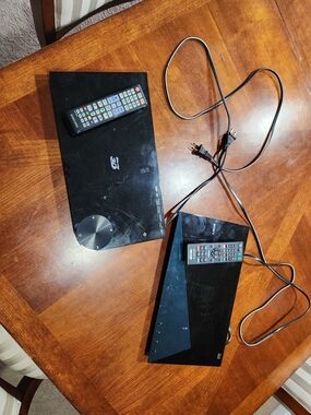 Samsung & Sony Black Blu-ray/DVD Players with Remotes